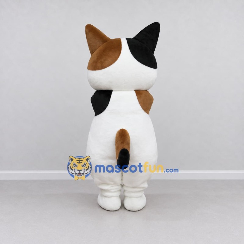 Custom White Black and Brown Calico Cat with Bell Mascot Costume Adult Full Body Suit for Store Openings Custom White Black and Brown Calico Cat with Bell Mascot Costume Adult Full Body Suit for Store Openings